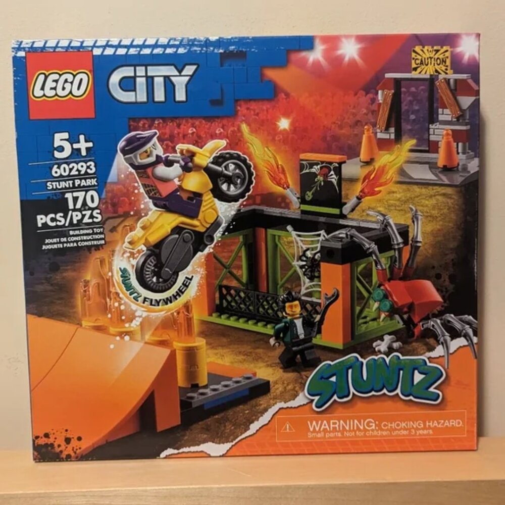 Lego Stunt Park brand New - retired product